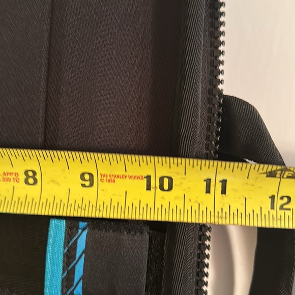 Thule - Gauntlet 4 Attaché Briefcase. - Picture 8 of 8